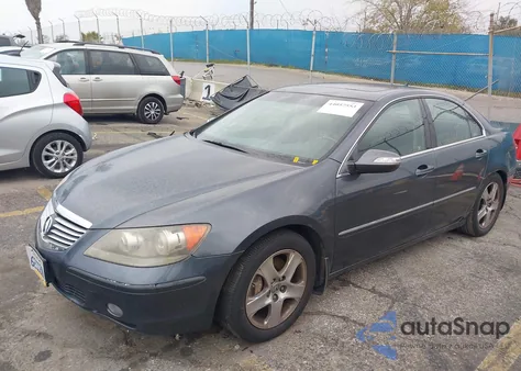 2005 Acura Rl 3.5 z USA, uszkodzony, nr VIN JH4KB16565C004652